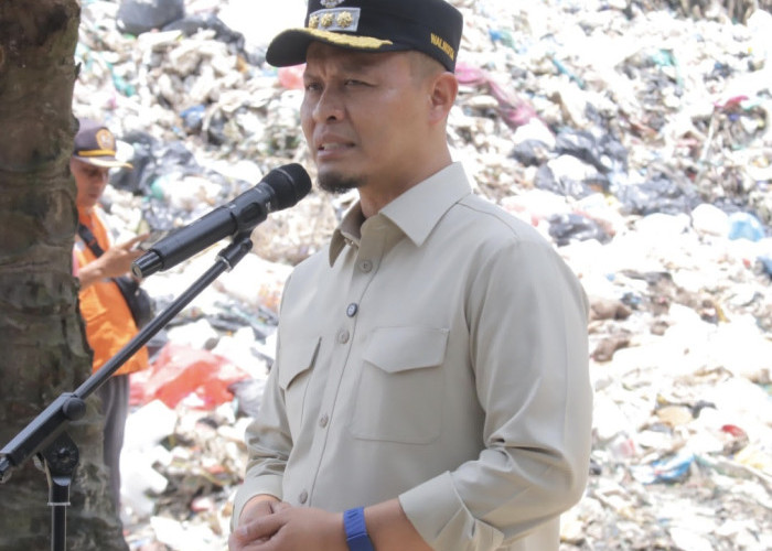 Wali Kota Pekanbaru Tegas ke Warga yang Tolak LPS, Buang Sampah Sendiri ke TPA