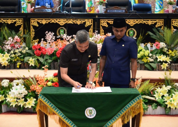 DPRD Riau Setujui Laporan Pertanggungjawaban APBD 2024, Ini Catatan Kritis dari Banggar