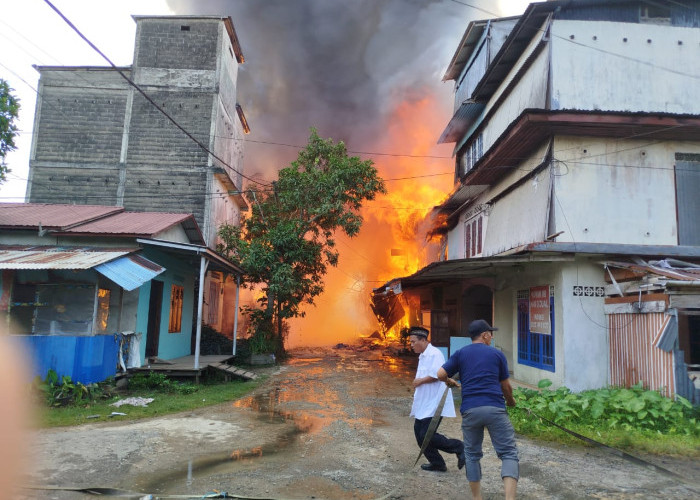 50 Rumah di Inhil Ludes Terbakar, Polisi Ungkap Kronologi Kebakaran