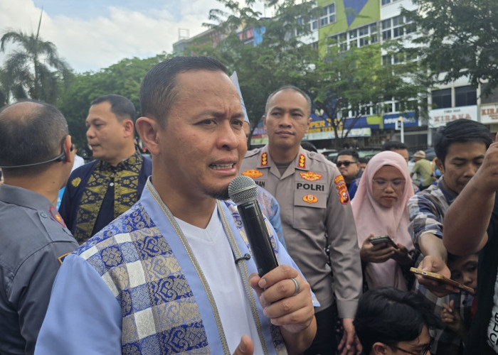 UPAYA PENANGANAN BANJIR! Wali Kota Agung Nugroho Ambil Langkah Agresif, Camat Kini Pegang Kendali Penuh!