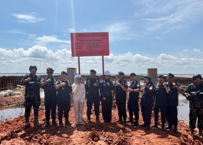 KKP SEGEL DUA PERUSAHAAN DI RIAU! Nekat Caplok Ruang Laut Tanpa Izin, Langsung Kena Blacklist?