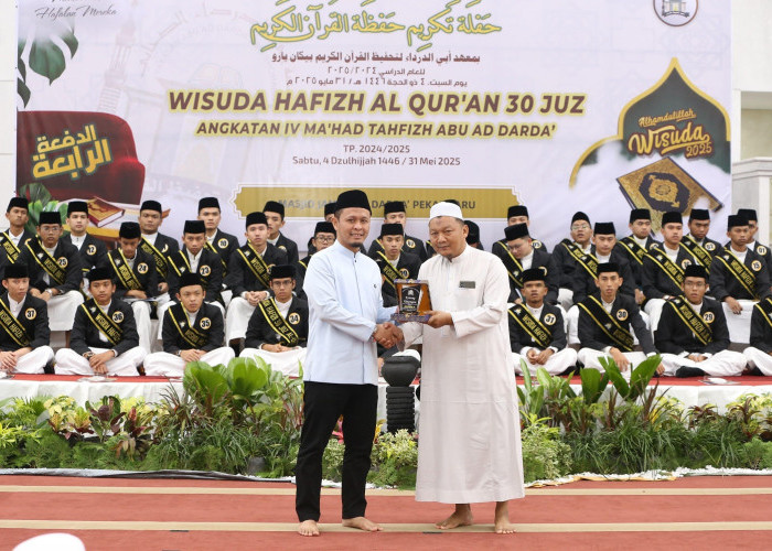 Wali Kota Pekanbaru Siapkan Beasiswa Kuliah untuk Hafizh Quran: Cinta Al-Qur’an Jadi Visi Kota
