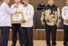 Pemko Pekanbaru Raih Penghargaan Tertinggi Keterbukaan Informasi di KI Riau Award