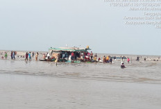 Kapal Muatan Sembako Karam di Perairan Bengkalis, 7 Awak Kapal Berhasil Selamat