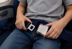 Anak Tak Mau Pasang Seatbelt, Pesawat Kanada Harus Kembali ke Terminal