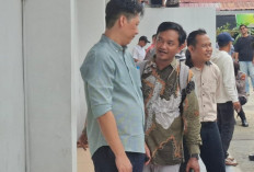 SIAP-SIAP GEGER! Plt Gubernur Riau dan Bos BUMD Serbu Pengadilan, Sidang Korupsi Abdul Wahid Memanas!
