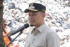 Lapor Sampah Dapat Voucher Belanja! Jurus Wako Agung Wujudkan Pekanbaru Green City   